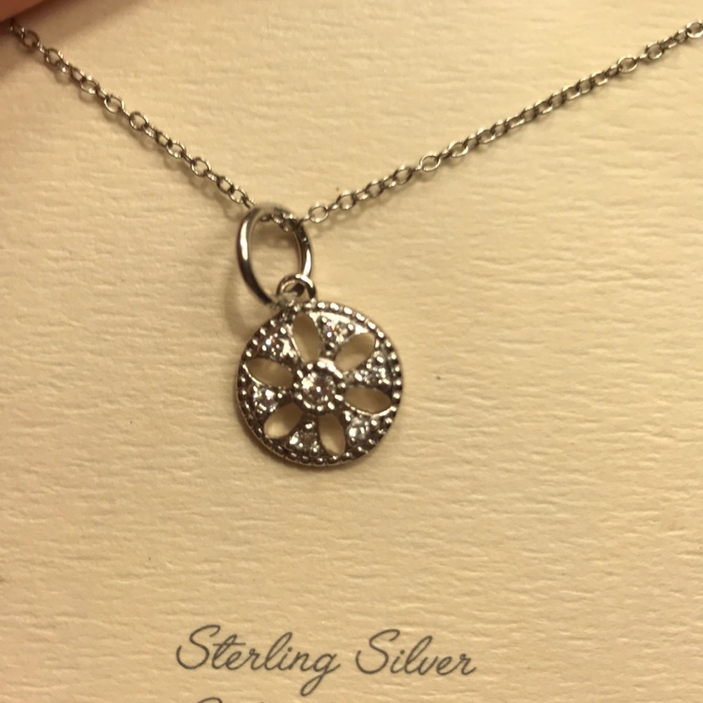 Francesca’s real sterling silver necklace - Picture 3 of 3